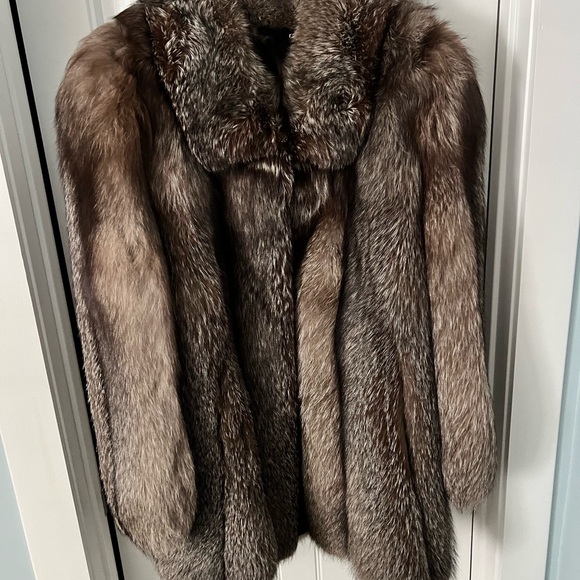 Full length mink coat.  Half length sliver fox coat - Picture 2 of 2